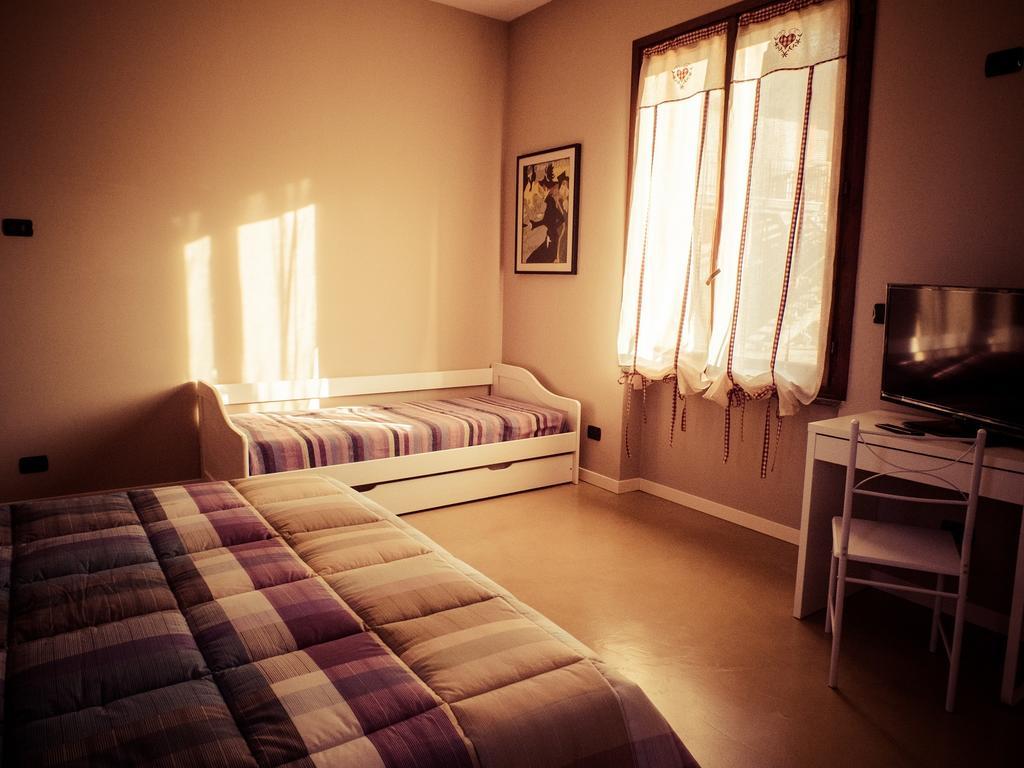 B&B Aurora Bergamo Værelse billede